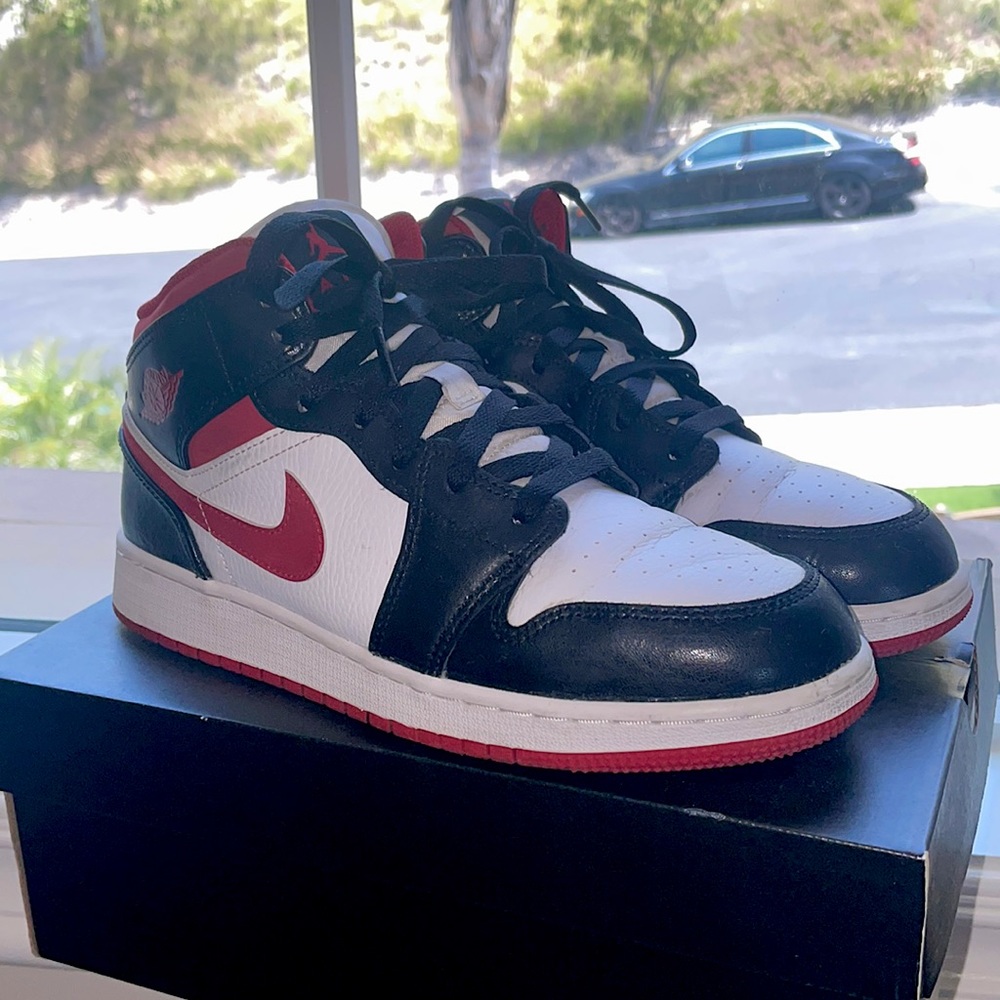 Jordan 1 mid - 7Y